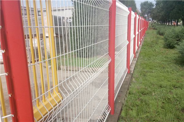 桃型柱護欄網(wǎng)