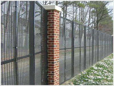 358防攀爬護(hù)欄網(wǎng)/